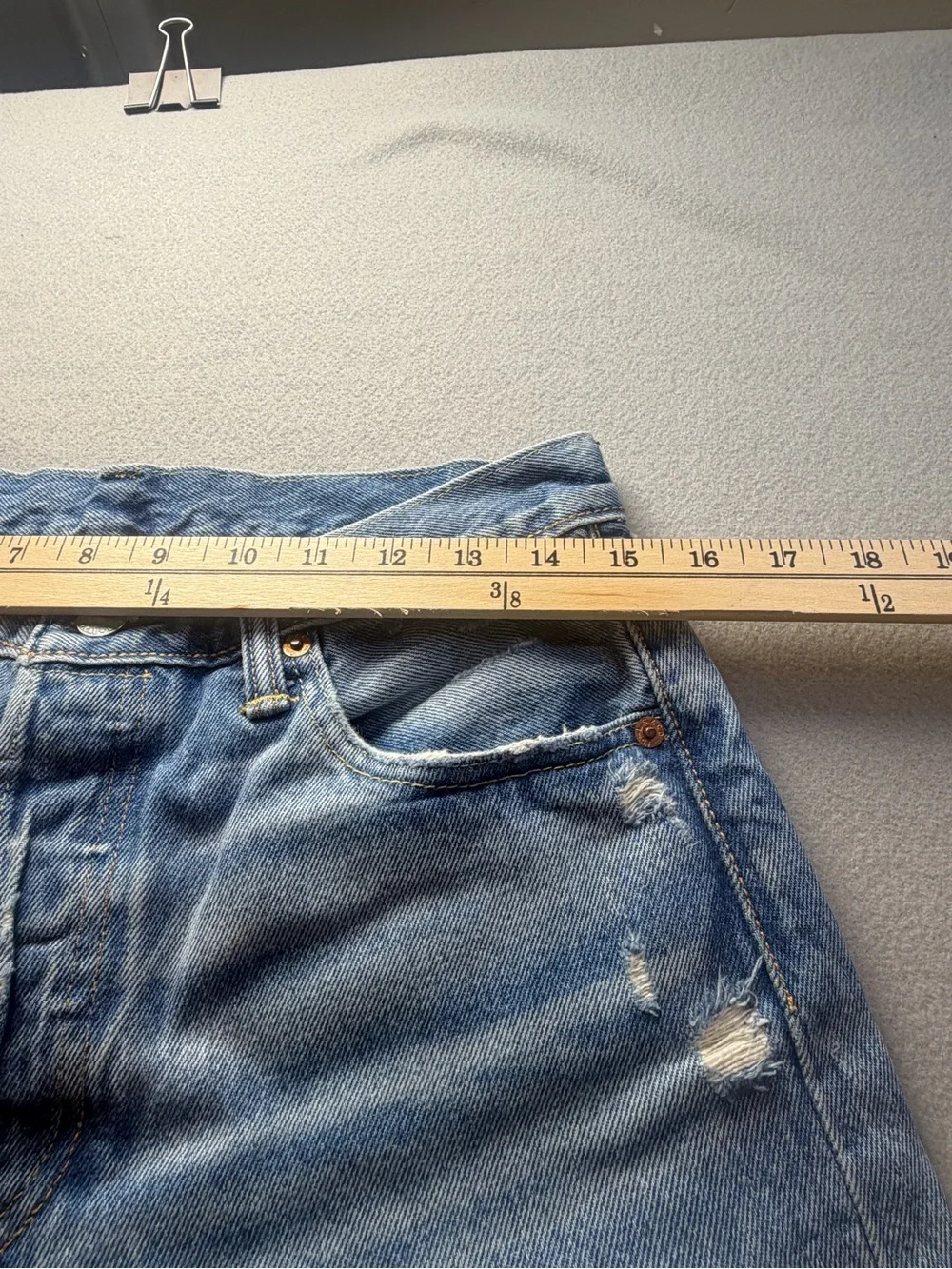 Levi’s 501 Distressed Ripped Straight Jeans Men’s 30x32